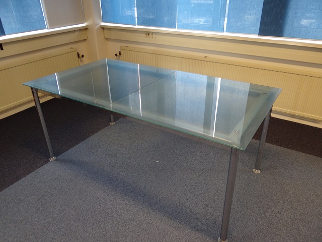 Vergadertafel Glas/Staal - Office RE Furniture