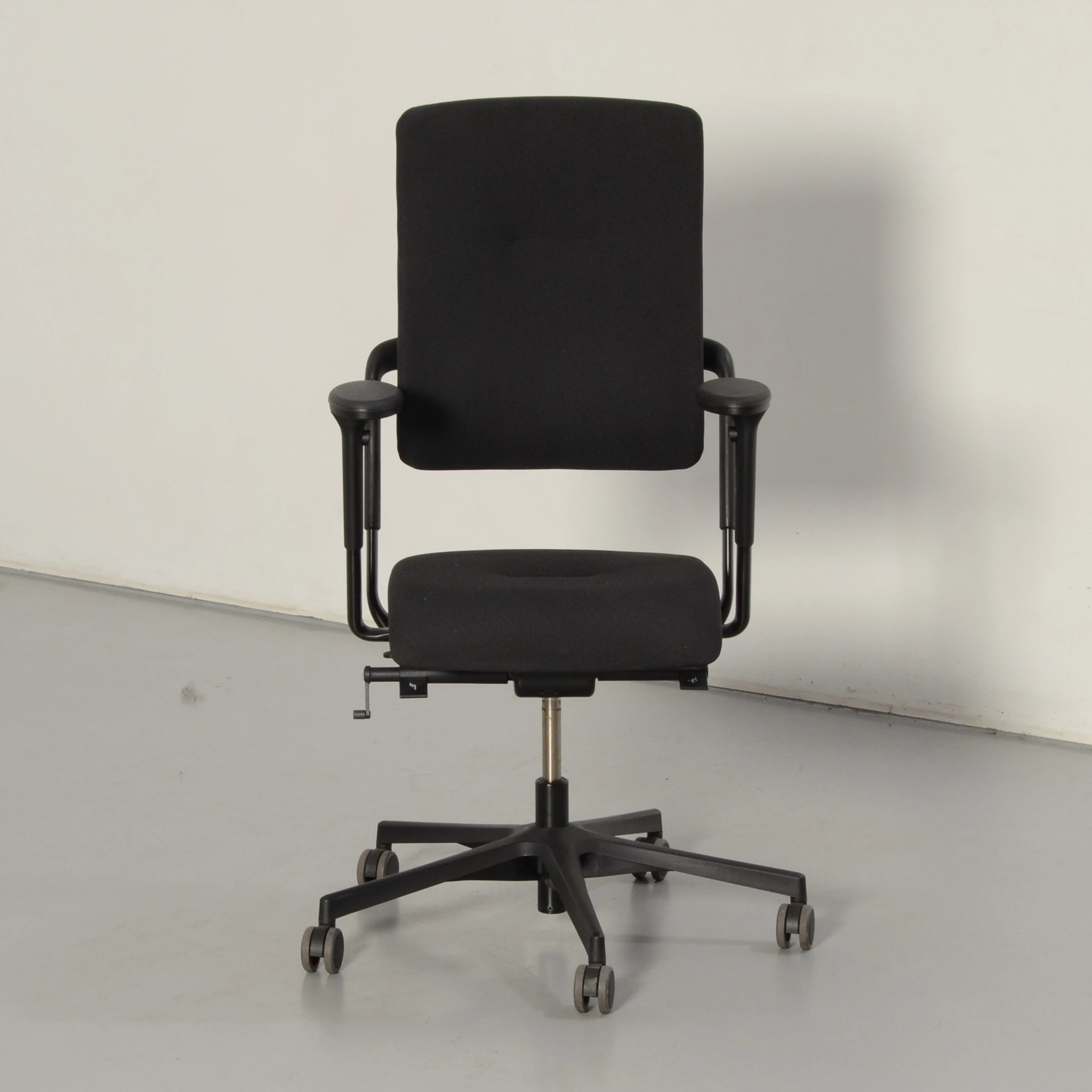 BSMU200287-2.jpg.mst