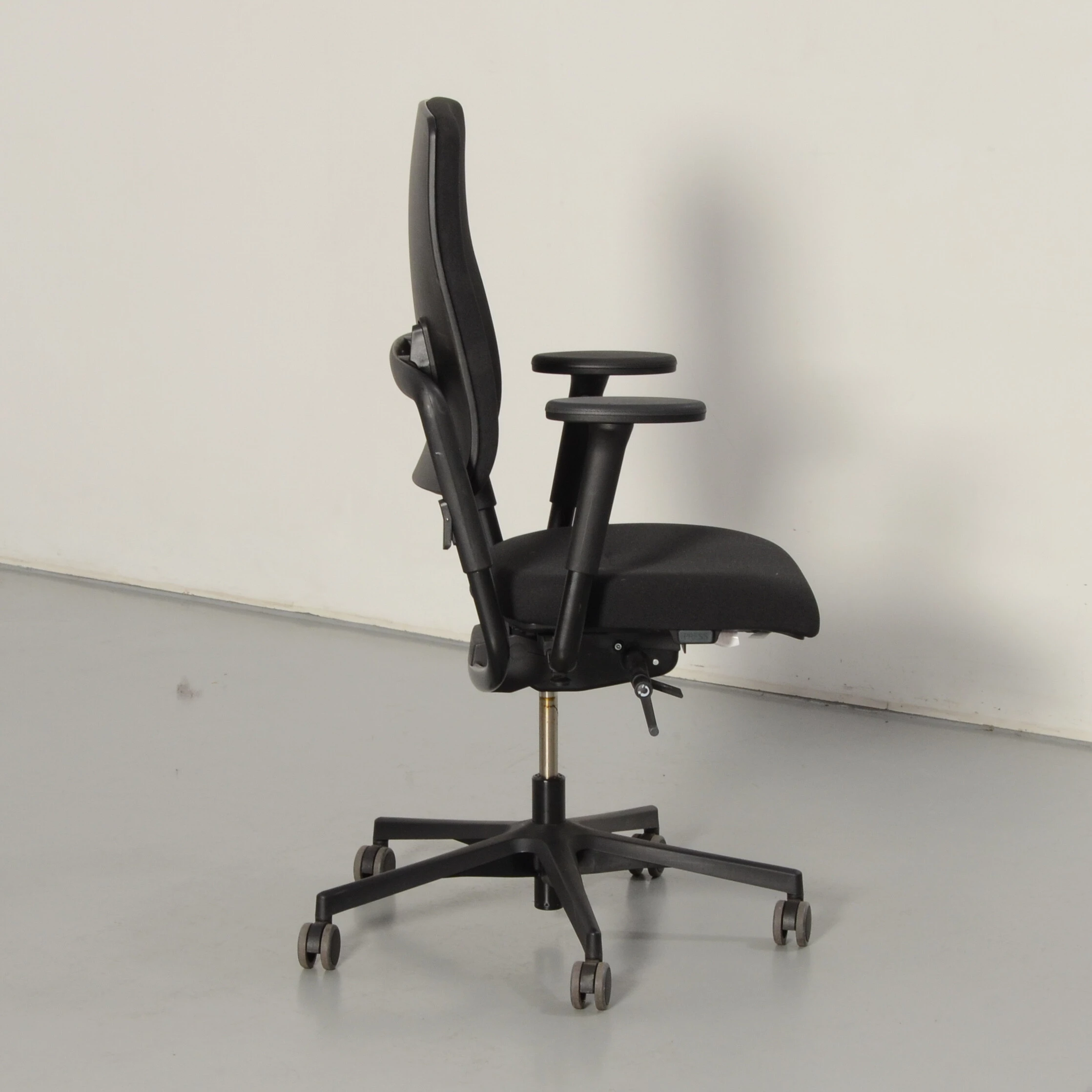 BSMU200287-3.jpg.mst